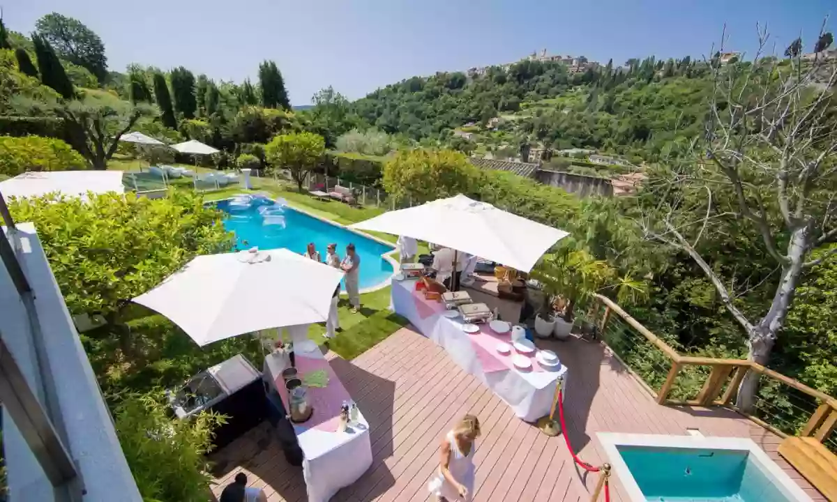 Traiteur - L'Atoll - Restaurant Saint-Laurent-du-Var - restaurant Méditérranéen SAINT-LAURENT-DU-VAR